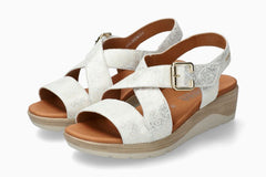 Witte Claudine sandalen 