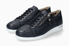 Juni Blauwe Sneakers