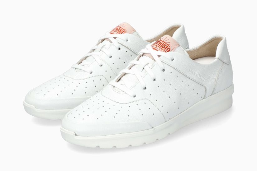 Marilis Witte Sneakers