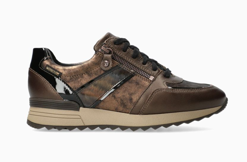 Toscaanse bronzen sneakers